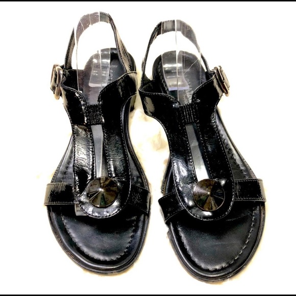 Aquatalia Patent Sandals - Picture 2 of 9